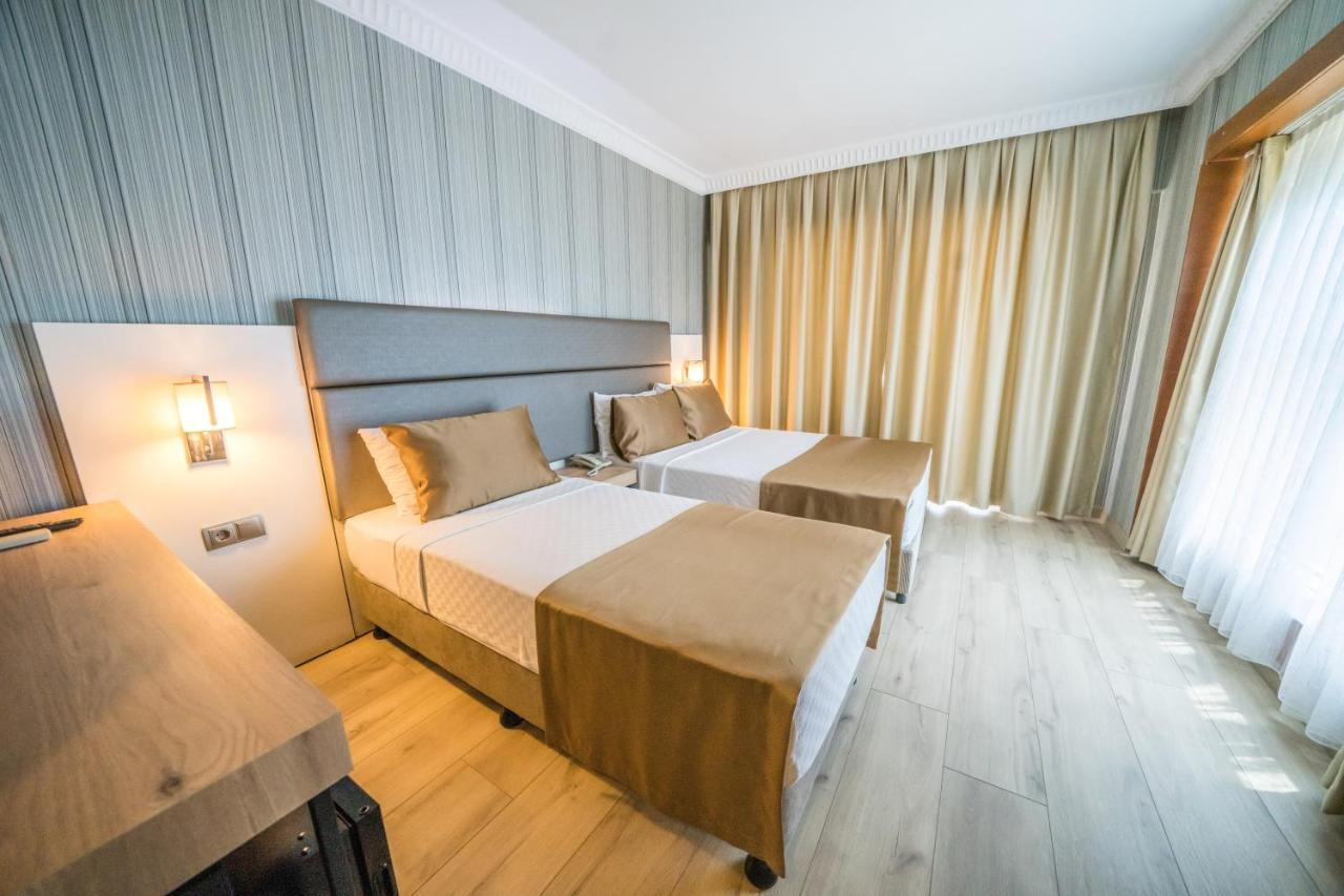 Point Beach Hotel 말마리스 외부 사진