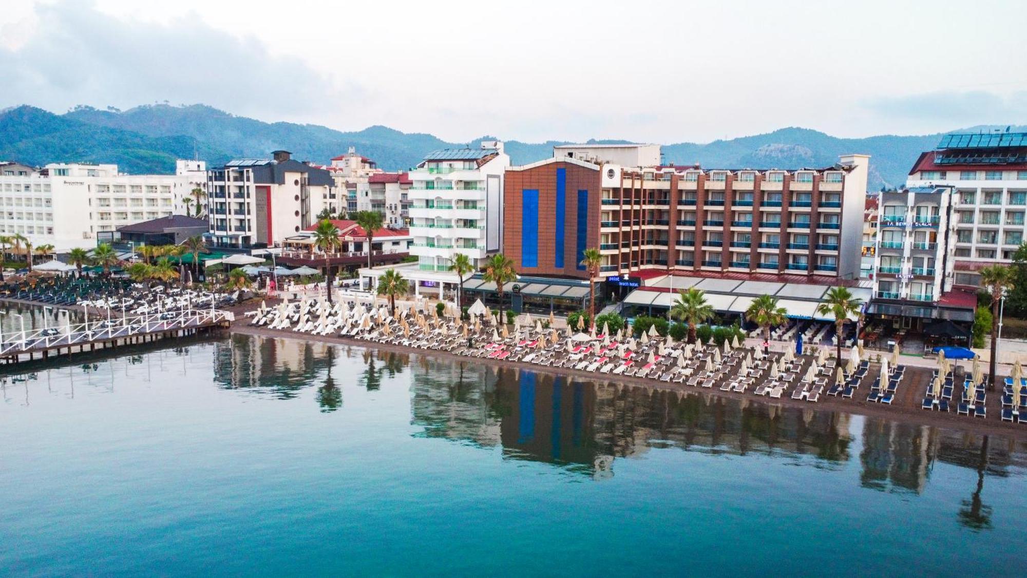 Point Beach Hotel 말마리스 외부 사진